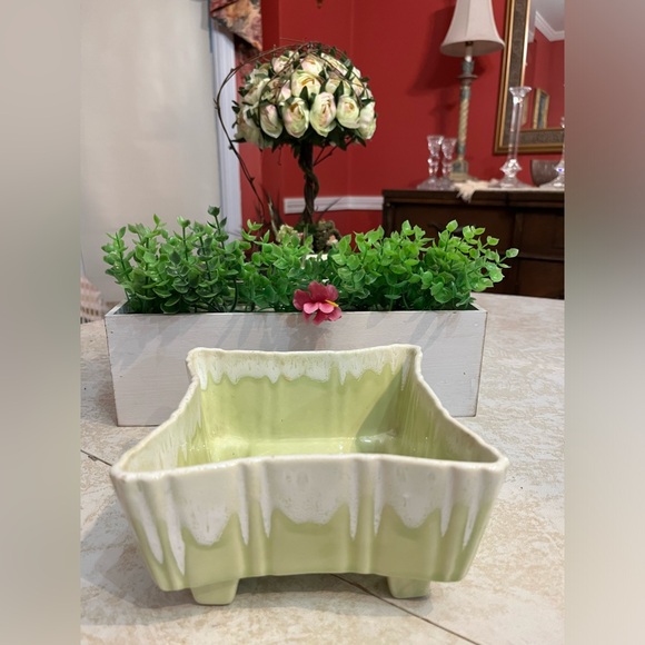 Vintage UPCO 141 Dripware Planter Soft Green Made in USA Ceramic MCM Pottery - Picture 10 of 10